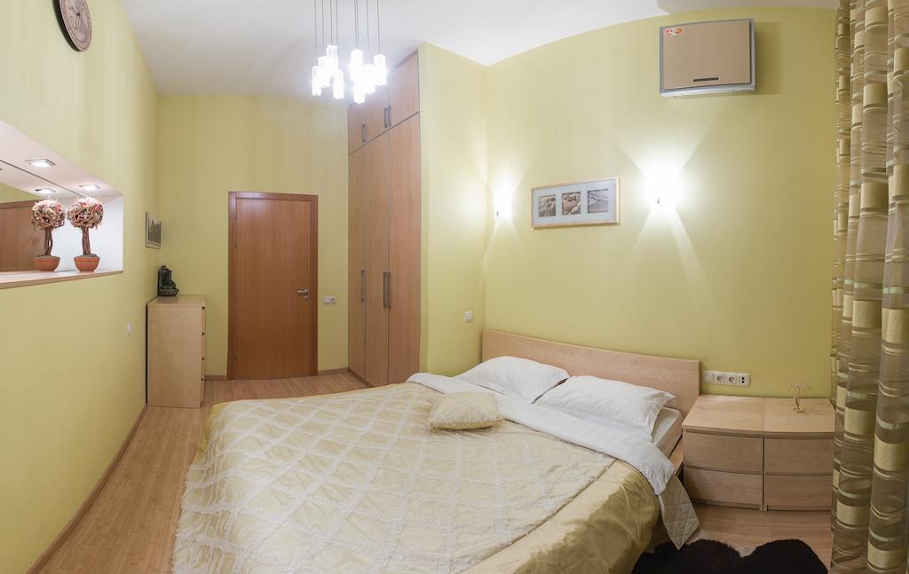 Alex Apartments Near Independence Square - Kiev Esterno foto
